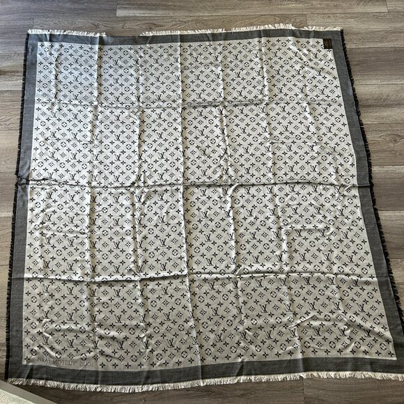 Louis Vuitton Silk Wool Monogram Denim Shawl Black - Picture 3 of 5